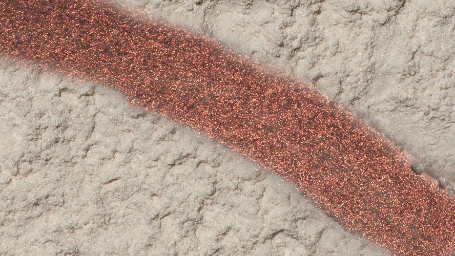 Colour Travel Volcanic Fire Mica - Click Image to Close